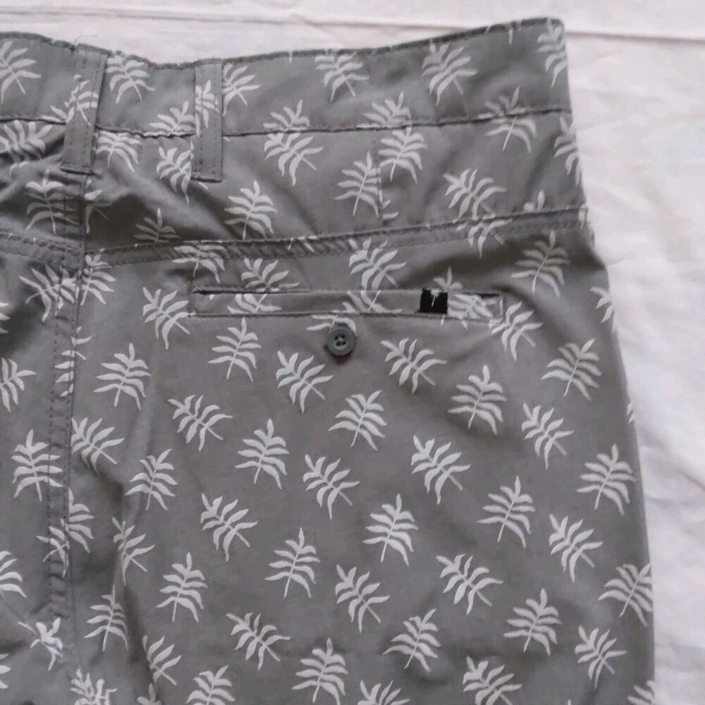 Trunks Multi-Functional Shorts Gray Leaf Print Me… - image 6